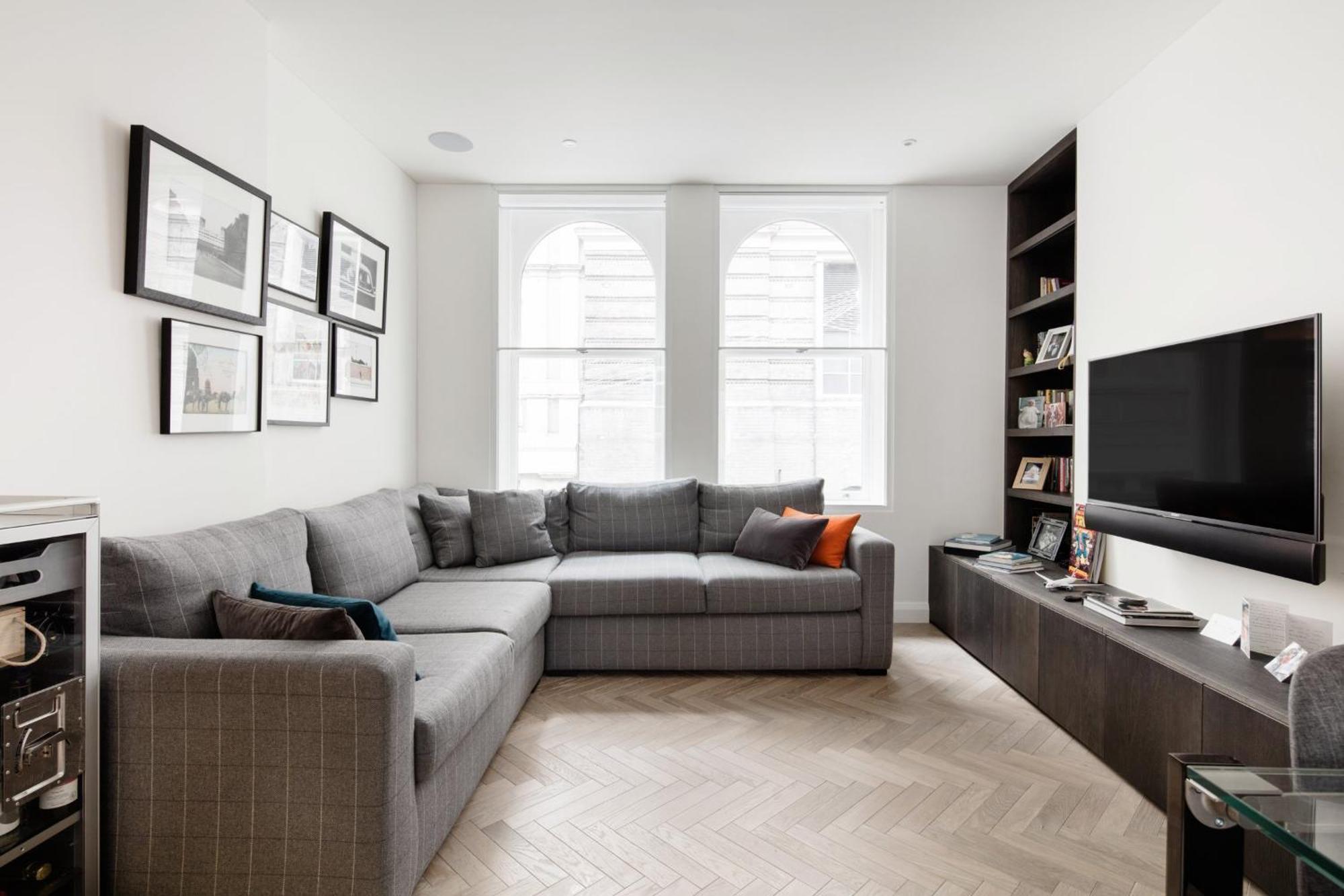 Modern Apartment & Rooms At Charing Cross Londres Extérieur photo